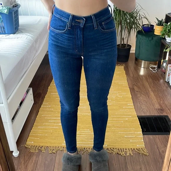 Levi’s mile high super skinny jeans. - Picture 3 of 4